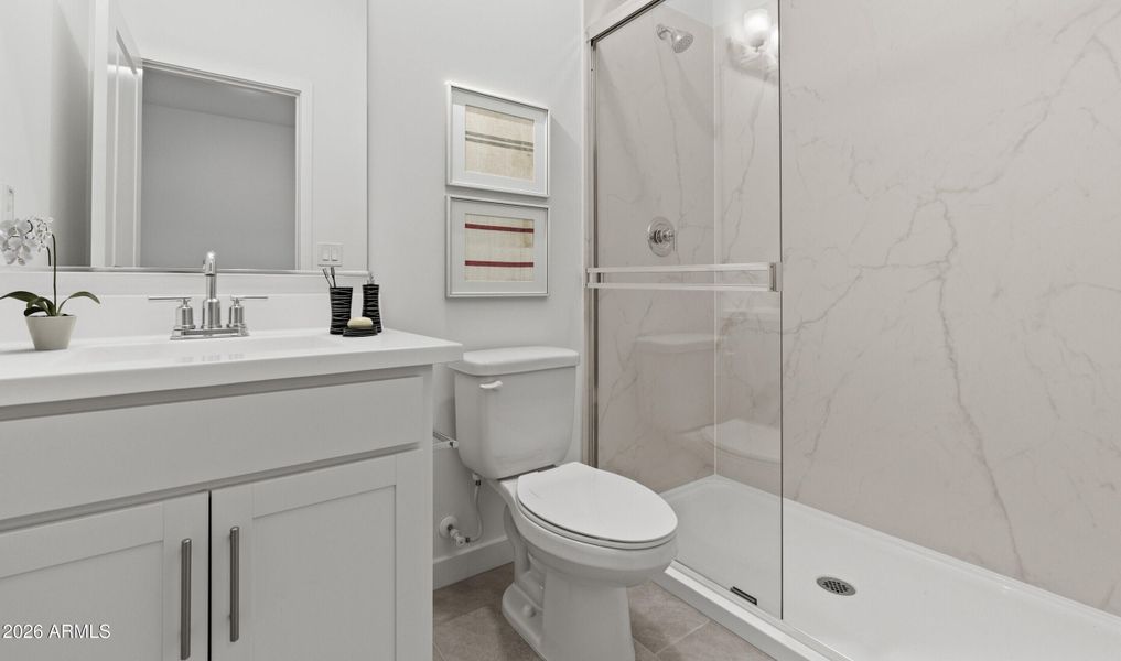 180239_Laveen Springs_Thames_Hall Bath_L