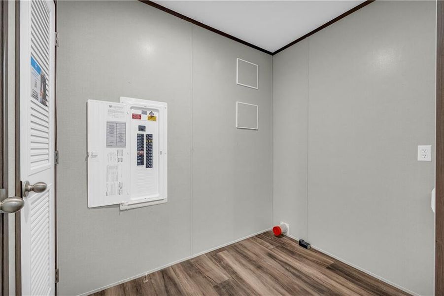 Spacious, unfurnished interior of a new home in , Hartwell (Image 16). Spacious, unfurnished interior of a new home in , Hartwell (Image 16).