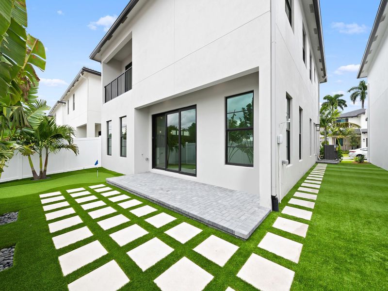 Furnished interior view inside a new home in Marina Landings, Fort Lauderdale (Image 2).