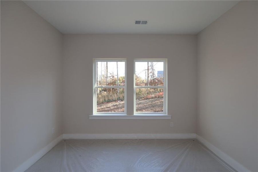 Spacious, unfurnished interior of a new home in Settingdown Farms, Cumming (Image 7).
