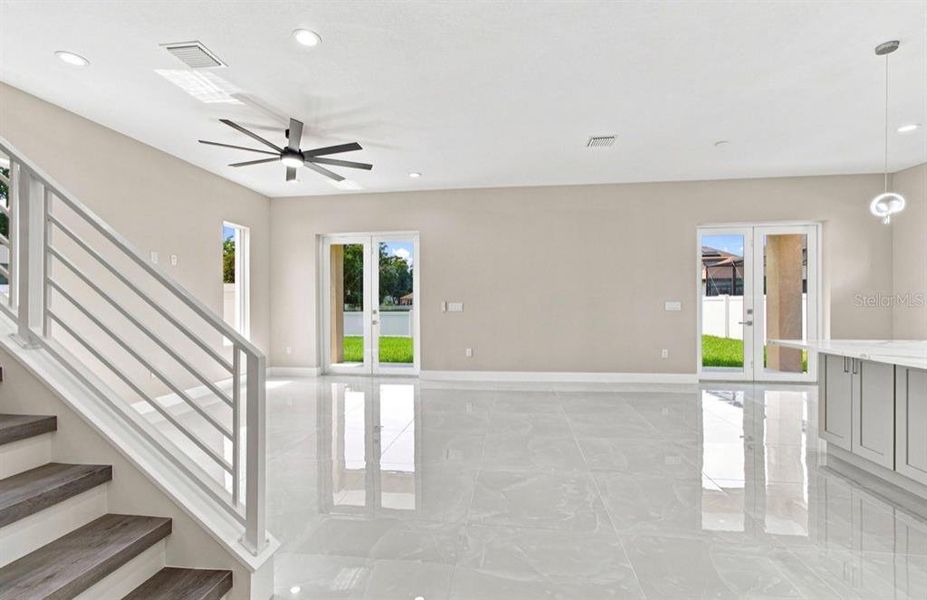 Spacious, unfurnished interior of a new home in , Tampa (Image 58).