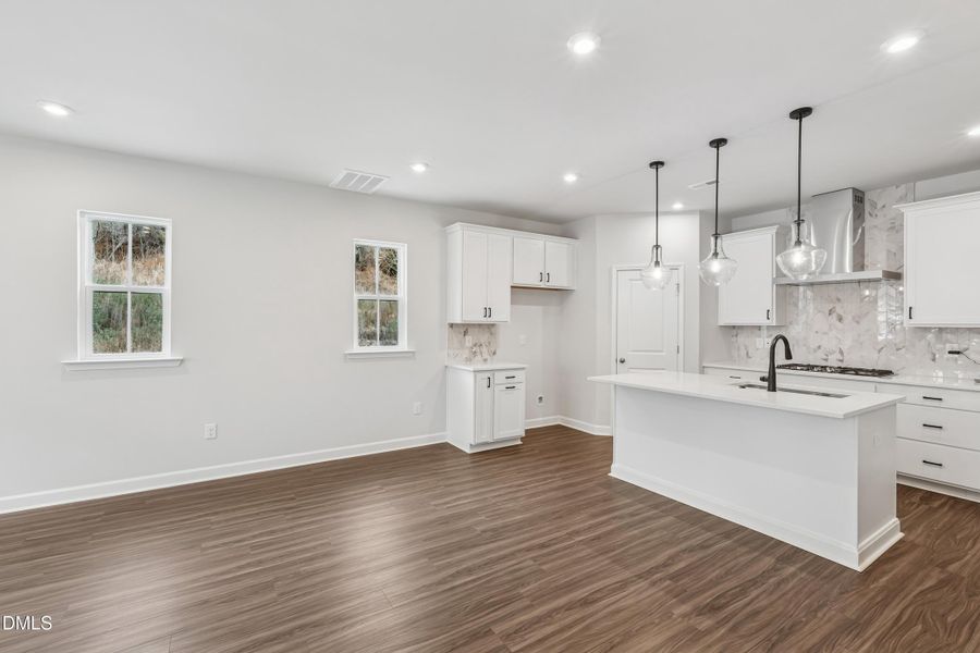 Mews at Holding Village 105_Dining Kitch