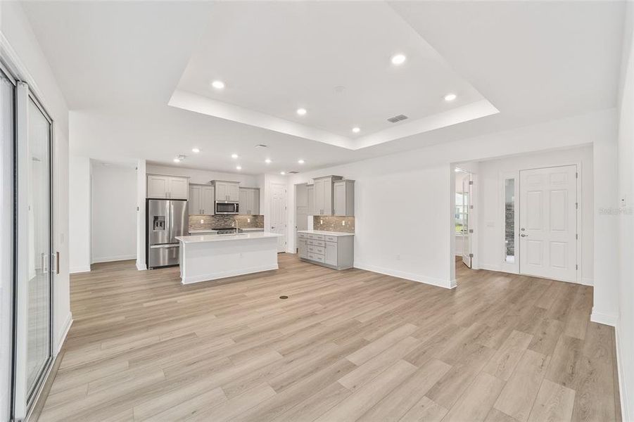 Spacious, unfurnished interior of a new home in , Ocala (Image 38).