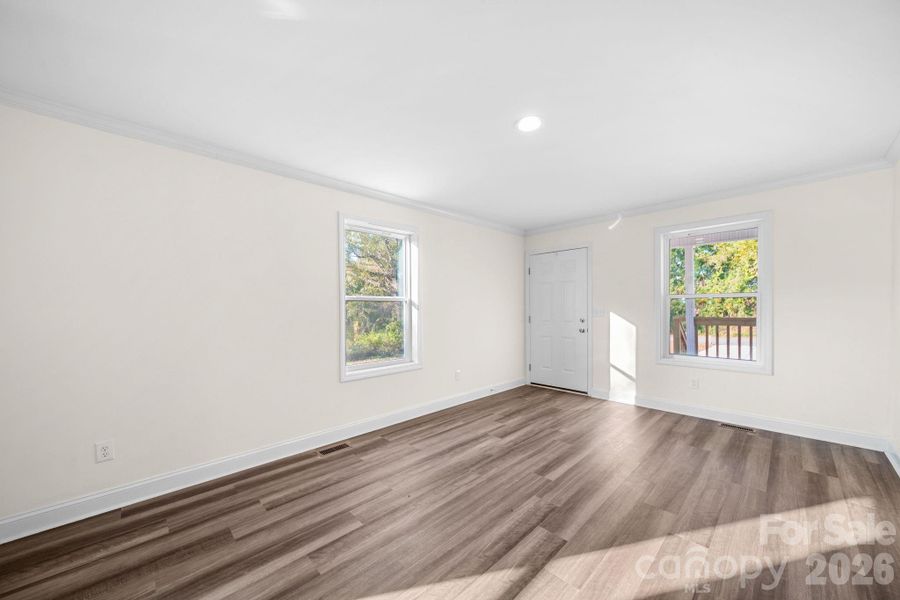 Spacious, unfurnished interior of a new home in , Cherryville (Image 14).