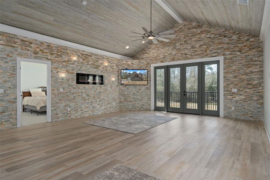 Spacious, unfurnished interior of a new home in , Webster (Image 55).