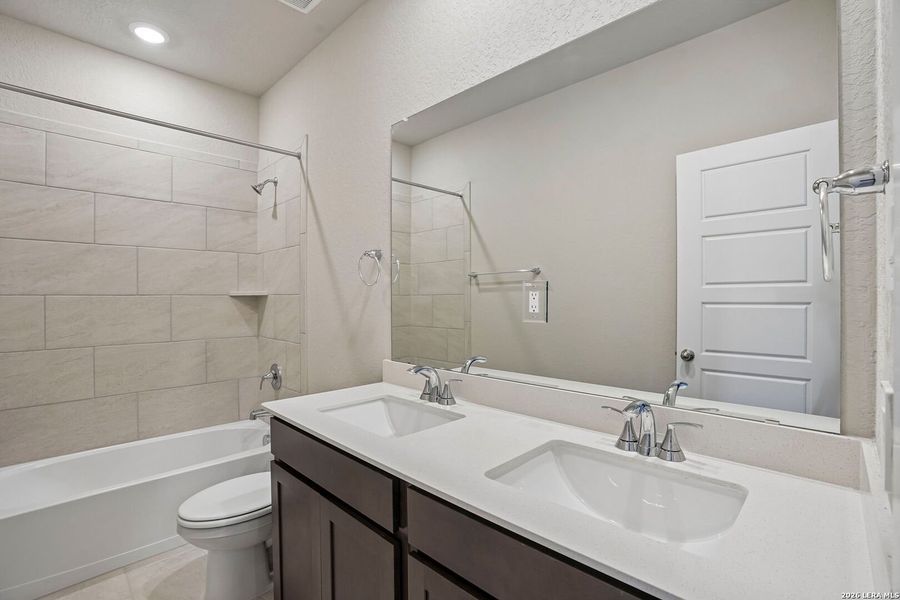 Furnished interior view inside a new home in Stetson Ridge, Marion (Image 6).