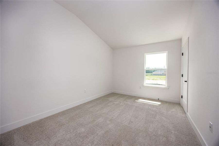Spacious, unfurnished interior of a new home in Kirkland Farms, Alachua (Image 14).