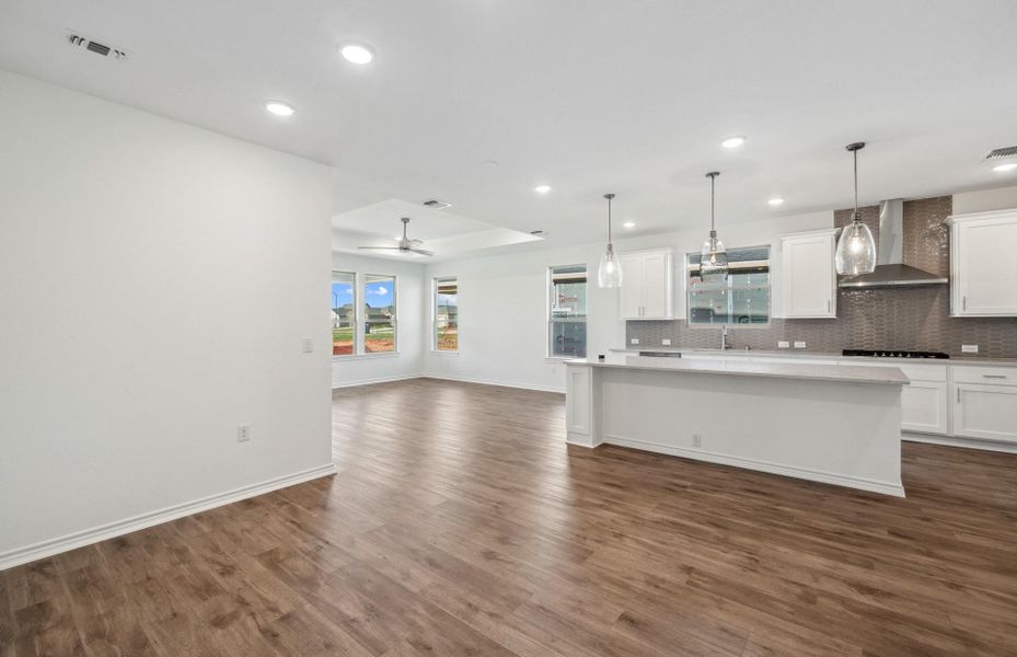 MODEL HOME images may NOT be consistent with the finished product.