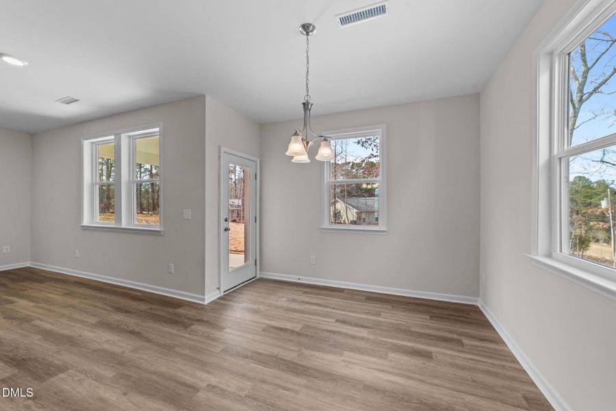 19-web-or-mls-VB4A5964