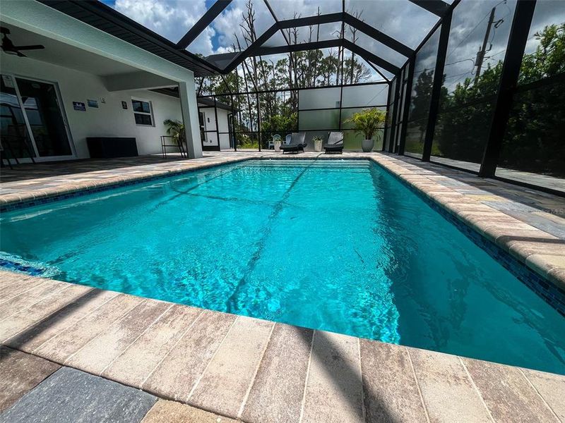 Exterior details and patio area of a home in , North Port (Image 3).