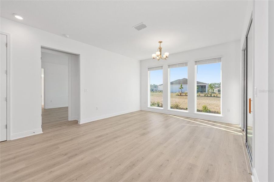 Spacious, unfurnished interior of a new home in , Ocala (Image 31).