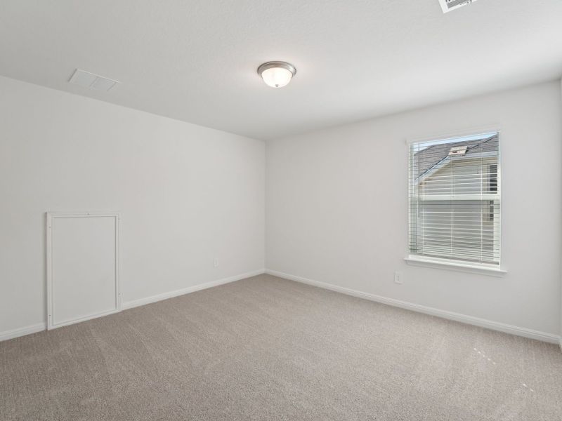 Spacious, unfurnished interior of a new home in Prairie Winds - Executive Collection, Hutto (Image 19).