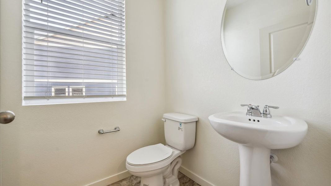 Furnished interior view inside a new home in Settlers Crossing, Commerce City (Image 4).