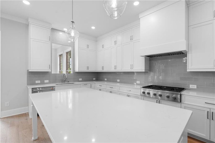 Furnished interior view inside a new home in Knollwood, Johns Creek (Image 18).