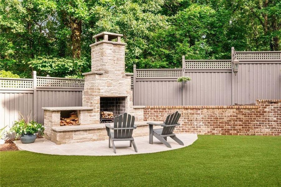 Exterior details and patio area of a home in , Gainesville (Image 36).