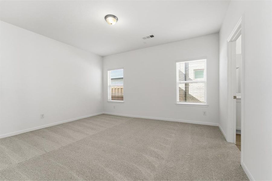 Spacious, unfurnished interior of a new home in La Terra, Celina (Image 16).