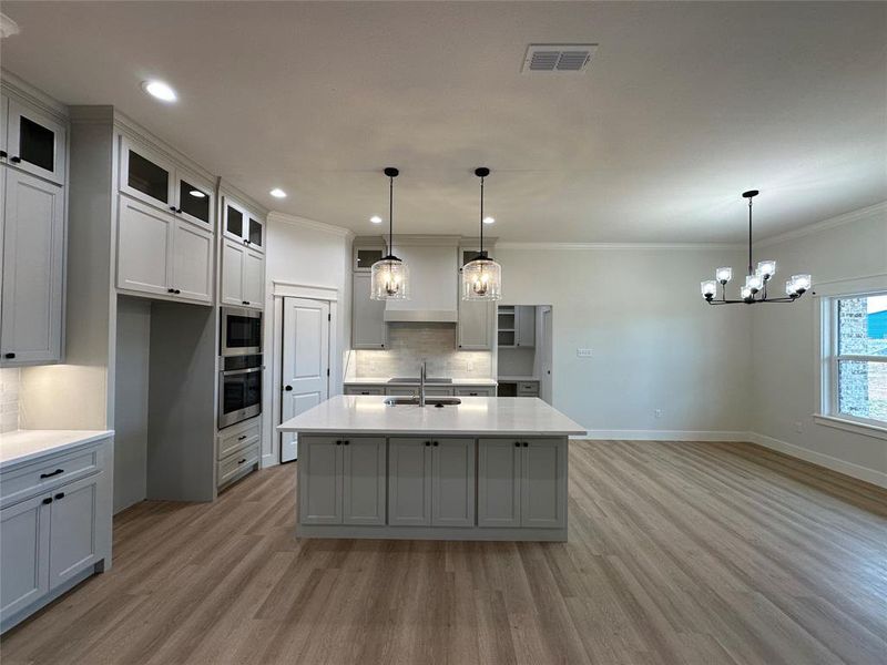 Furnished interior view inside a new home in , Abilene (Image 4).