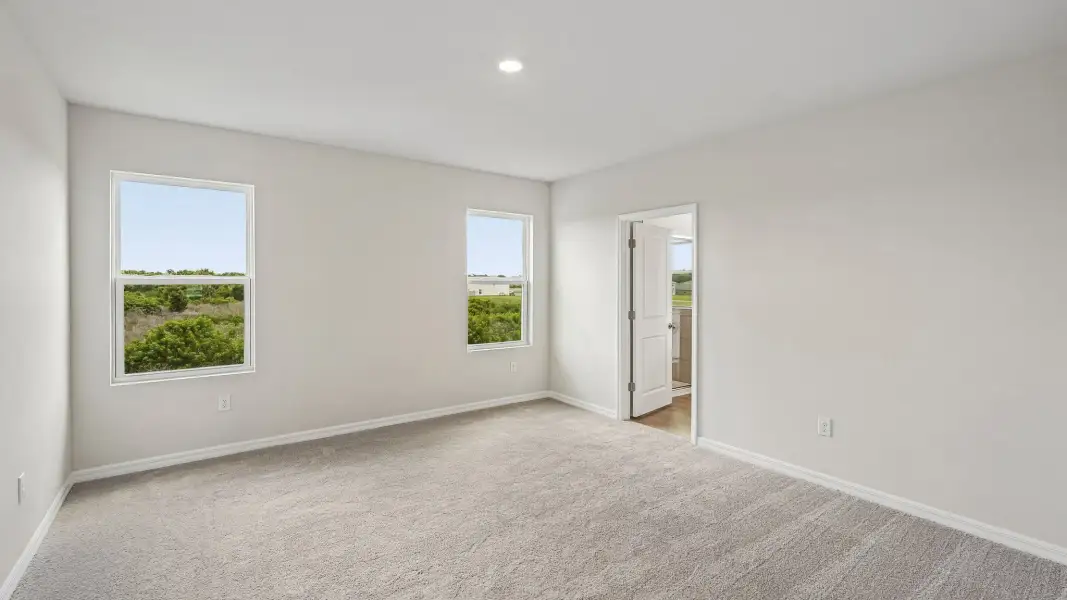 Spacious, unfurnished interior of a new home in Seaire, Parrish (Image 14).