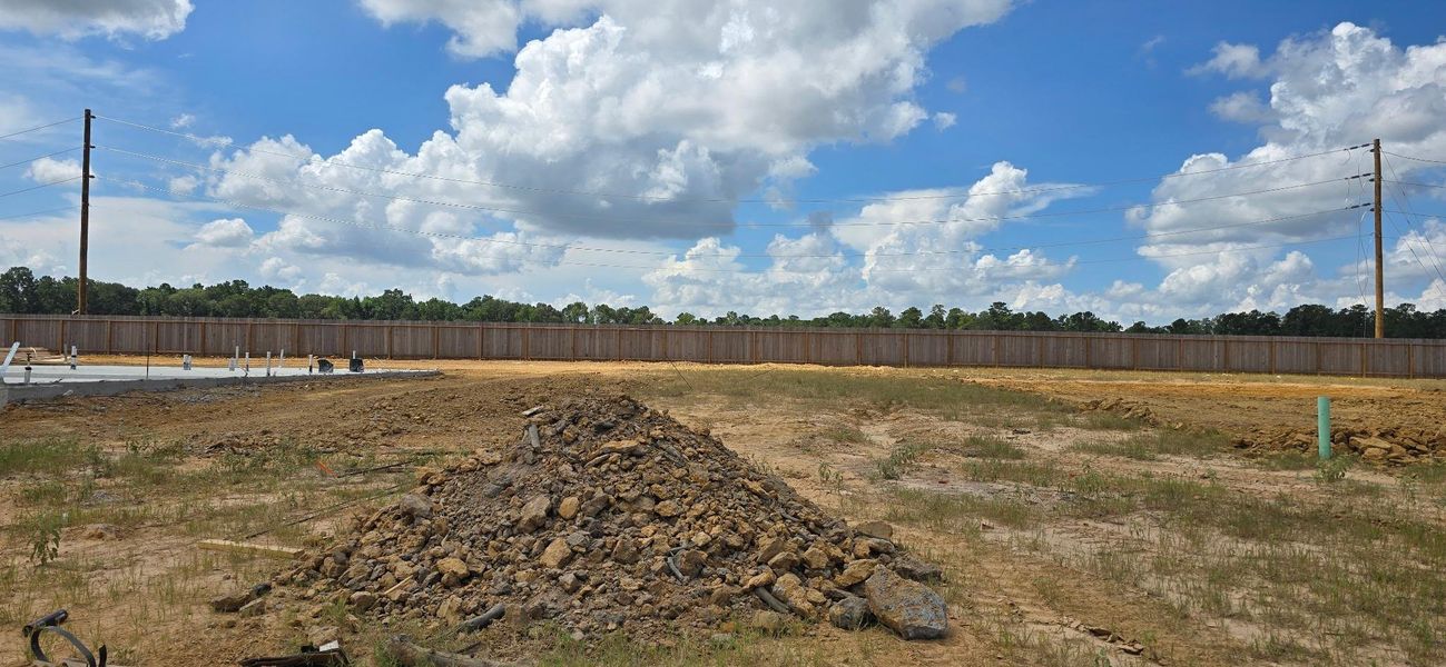 Site preparation for new homesites in Granger Pines, Conroe (Image 25). Site preparation for new homesites in Granger Pines, Conroe (Image 25).
