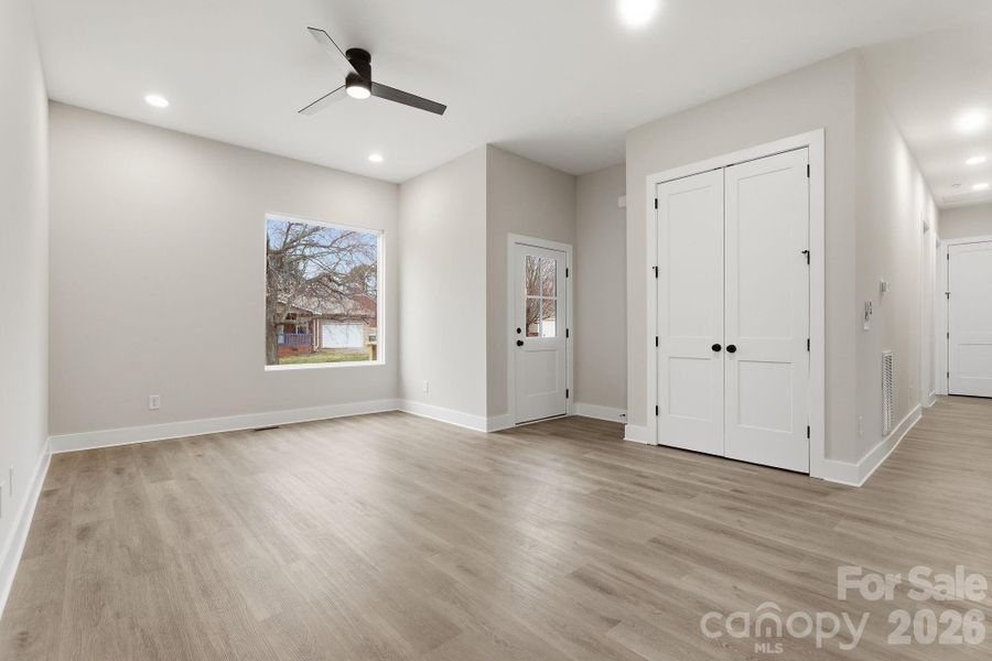 Spacious, unfurnished interior of a new home in , Kannapolis (Image 11). Spacious, unfurnished interior of a new home in , Kannapolis (Image 11).
