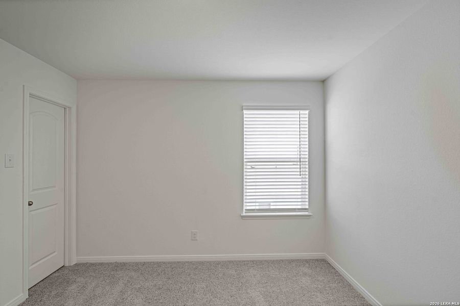 Spacious, unfurnished interior of a new home in , San Antonio (Image 14).