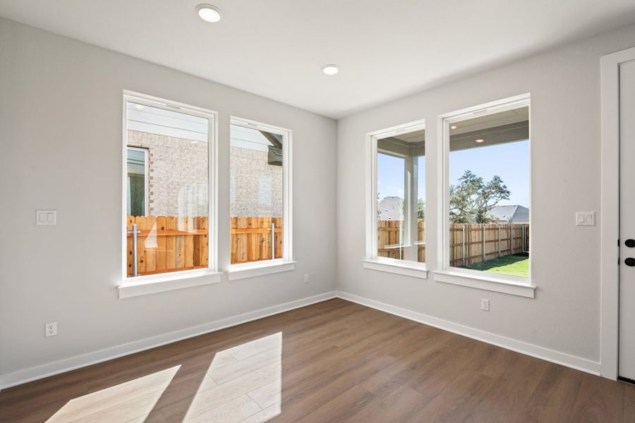 Spacious, unfurnished interior of a new home in Terrace Collection at Heritage, Dripping Springs (Image 27).