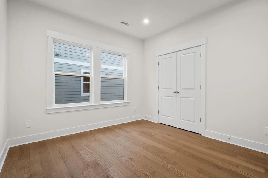 The Roseland II D Home Office The Roseland II D Home Office