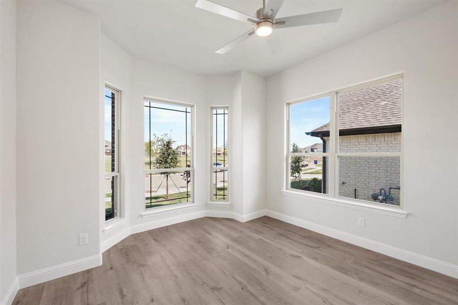 Spacious, unfurnished interior of a new home in Stone River Glen 50s, Royse City (Image 30). Spacious, unfurnished interior of a new home in Stone River Glen 50s, Royse City (Image 30).