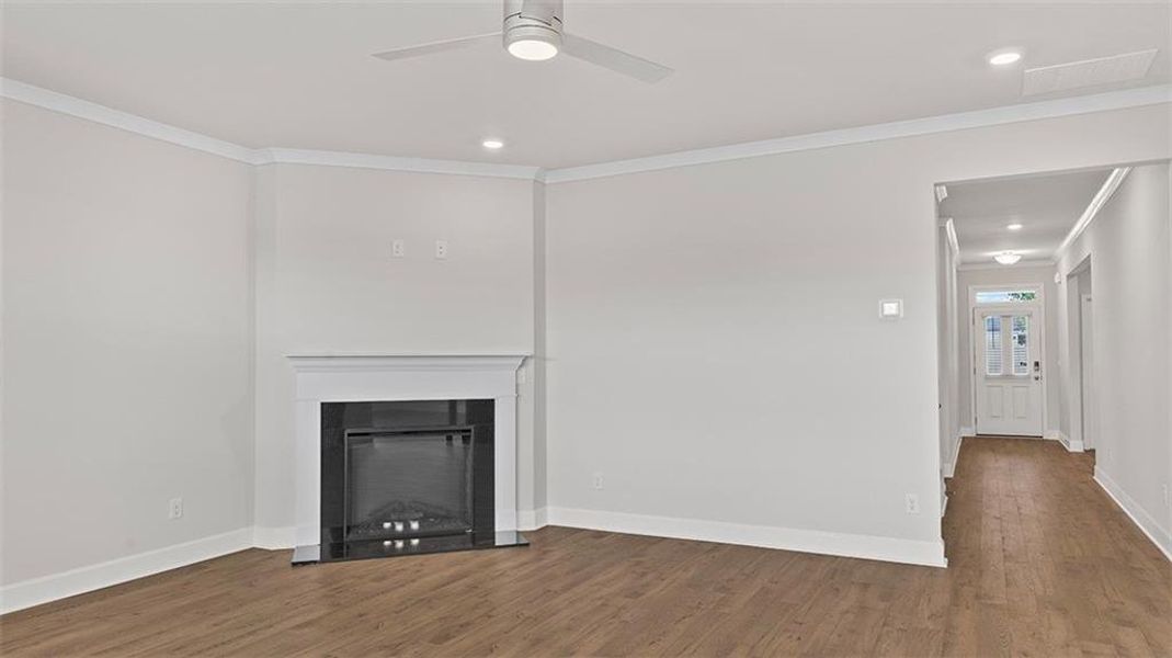Spacious, unfurnished interior of a new home in Evergreen Crossing, Locust Grove (Image 19).