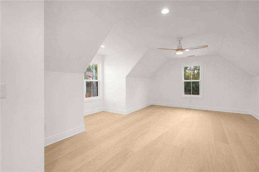 Spacious, unfurnished interior of a new home in , Calhoun (Image 11).