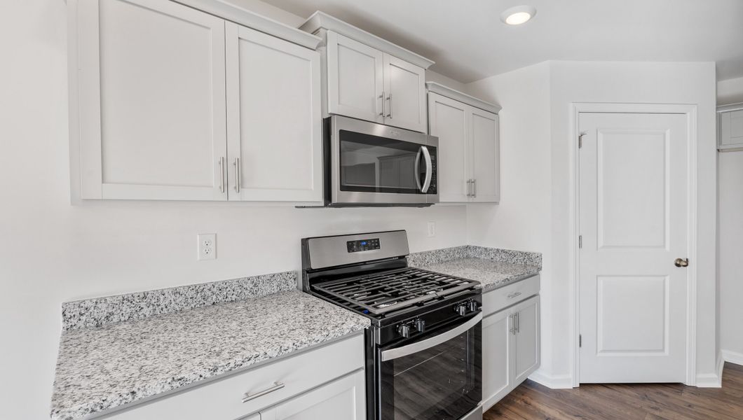 Furnished interior view inside a new home in Treemont Commons, Wellford (Image 8).