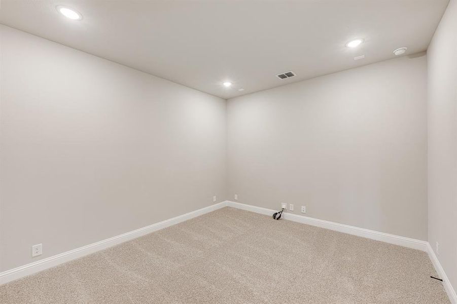 Spacious, unfurnished interior of a new home in Devonshire Classic 60-65, Forney (Image 35).