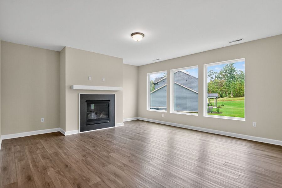 The Jasper - Family Room