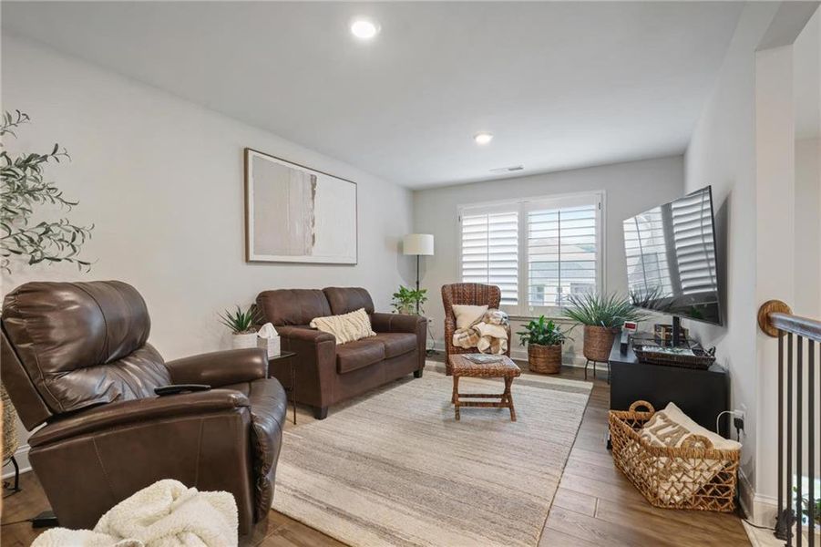 Furnished interior view inside a new home in , Dallas (Image 30).