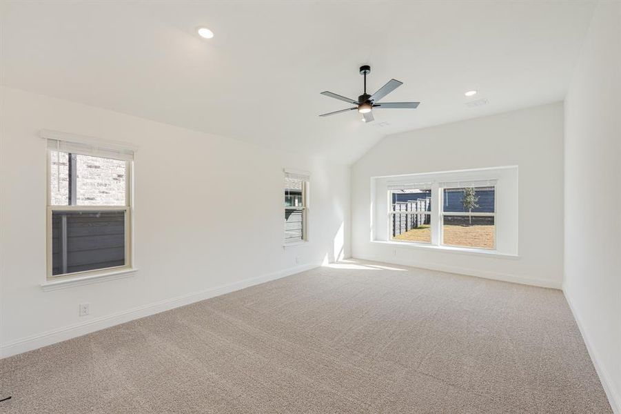 Spacious, unfurnished interior of a new home in Union Park Classic 55, Little Elm (Image 32).