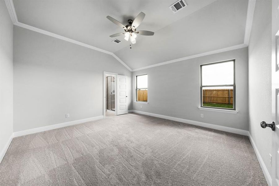 Spacious, unfurnished interior of a new home in Fox Landing, Caddo Mills (Image 20).