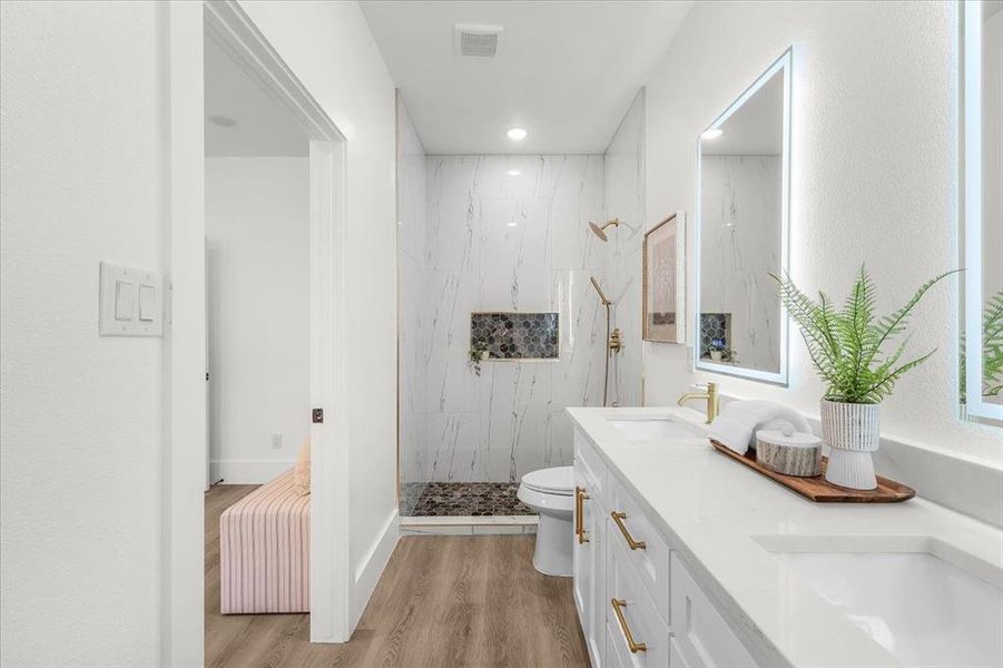 Furnished interior view inside a new home in , Fort Worth (Image 31). Furnished interior view inside a new home in , Fort Worth (Image 31).