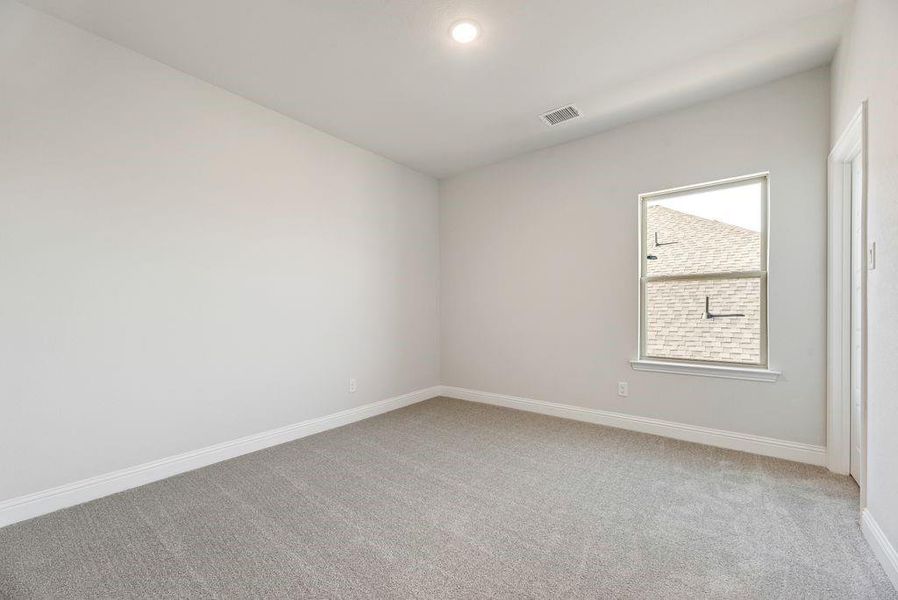 Spacious, unfurnished interior of a new home in Arbors at Legacy Hills, Celina (Image 18).