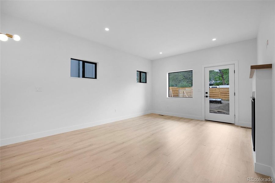 Spacious, unfurnished interior of a new home in , Denver (Image 30).