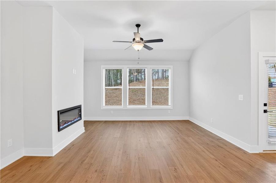 Spacious, unfurnished interior of a new home in , Villa Rica (Image 15).