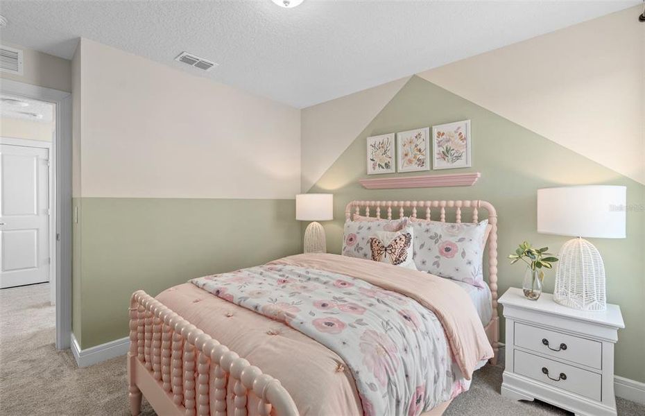 Furnished interior view inside a new home in Tohoqua, Kissimmee (Image 24).