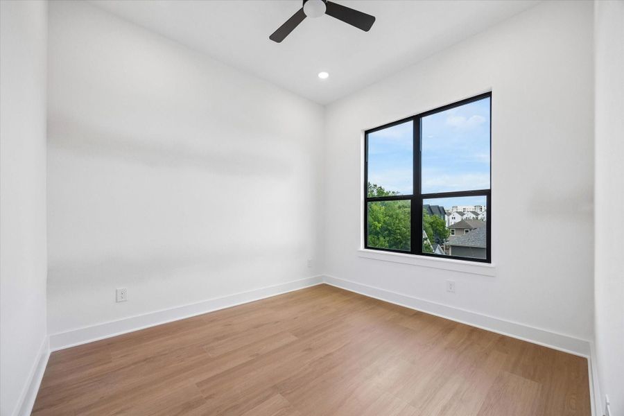 Spacious, unfurnished interior of a new home in , Houston (Image 19).