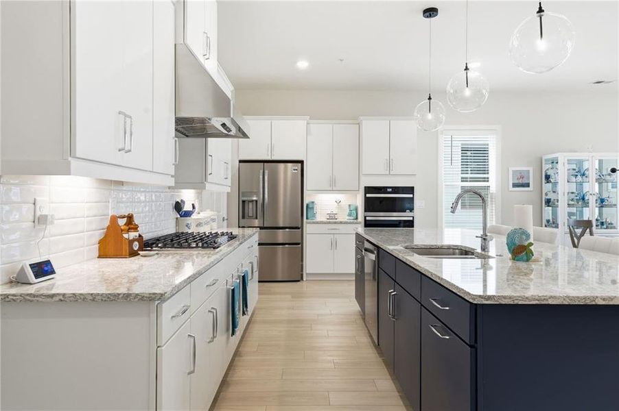 Furnished interior view inside a new home in The Reserve at Bells Ferry, Kennesaw (Image 20). Furnished interior view inside a new home in The Reserve at Bells Ferry, Kennesaw (Image 20).