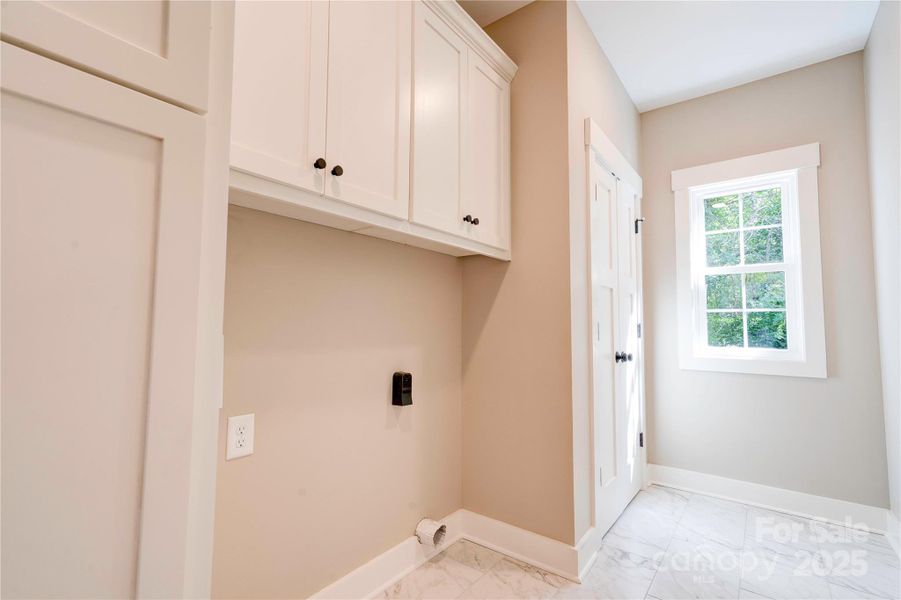 Image 29 of a home in .