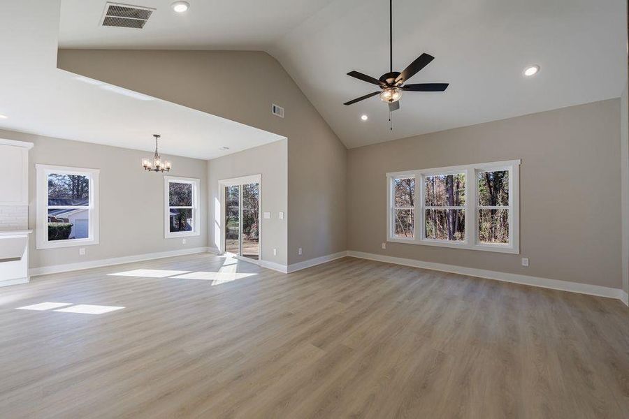 Spacious, unfurnished interior of a new home in , Carrollton (Image 26).