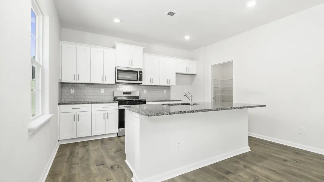 Furnished interior view inside a new home in Forest Creek, Winston-Salem (Image 4).