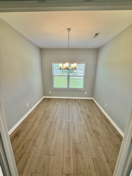 Spacious, unfurnished interior of a new home in Stone Fort Meadows, Manchester (Image 5).