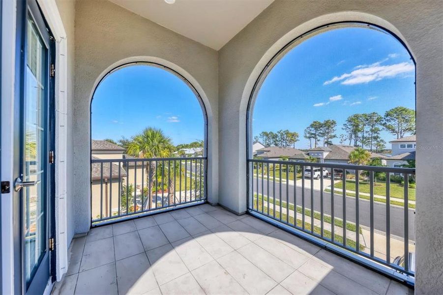 Exterior details and patio area of a home in , Bradenton (Image 2). Exterior details and patio area of a home in , Bradenton (Image 2).