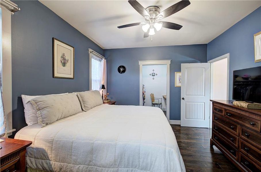 Furnished interior view inside a new home in , Cartersville (Image 36). Furnished interior view inside a new home in , Cartersville (Image 36).