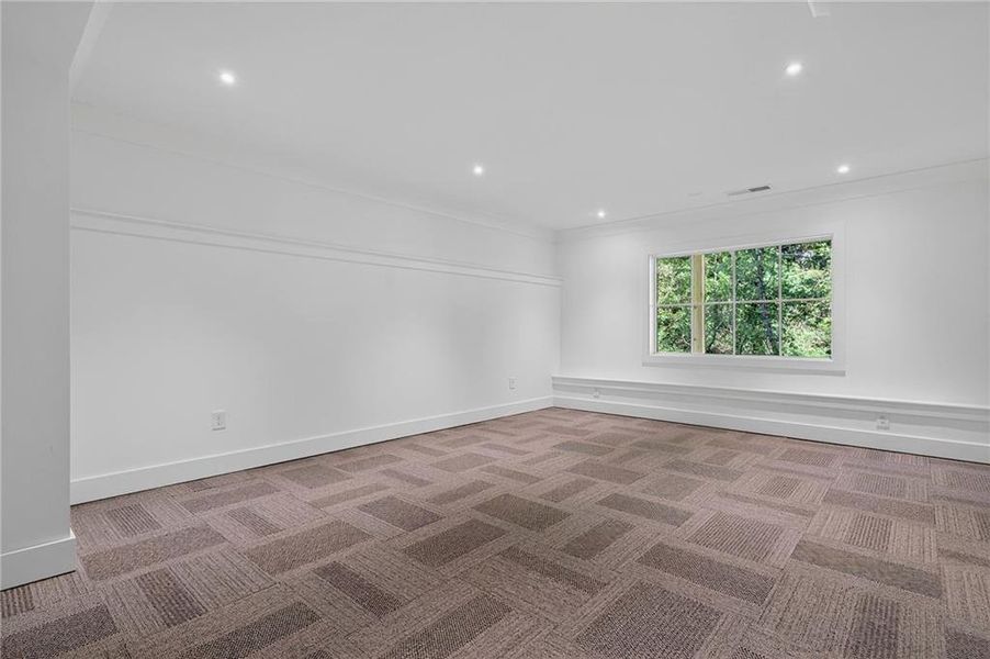 Spacious, unfurnished interior of a new home in , Atlanta (Image 22).